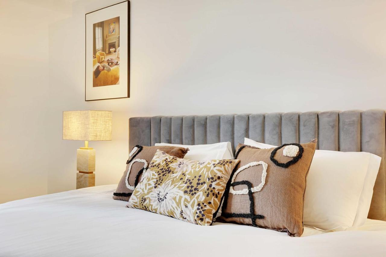 Elegant Apartment - 2Bd-6P - Avenue Montaigne 巴黎 外观 照片